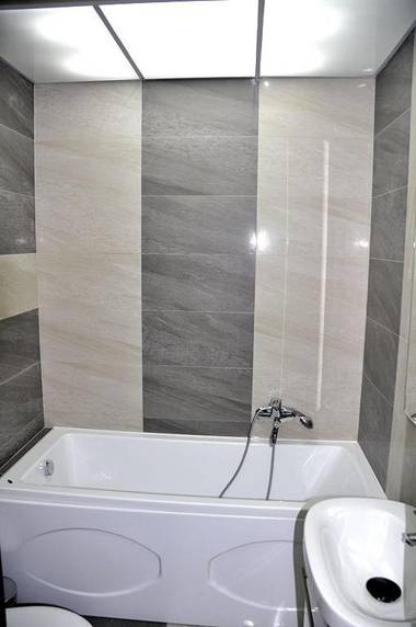 150 metres to Ploscha Rynok