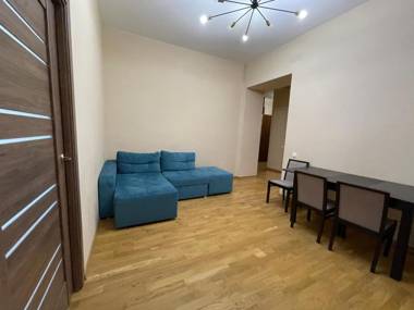 Avangard Qn Romana Apartment
