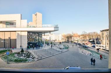 Apartments Alfa Tsekhova 1