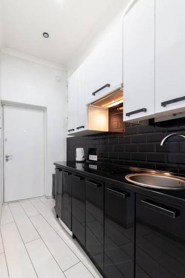 LEOGRAND apartment on Udatnogo