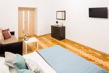 Bright and cozy apart with balcony