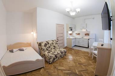 Apartment on Doroshenka 12