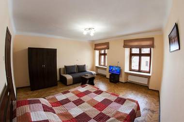 Apartament on Virmenska 12\10