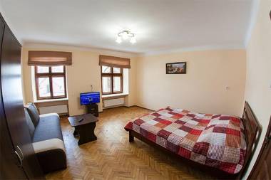 Apartament on Virmenska 12\10