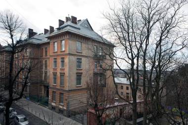 Apartment on Lysenka 27