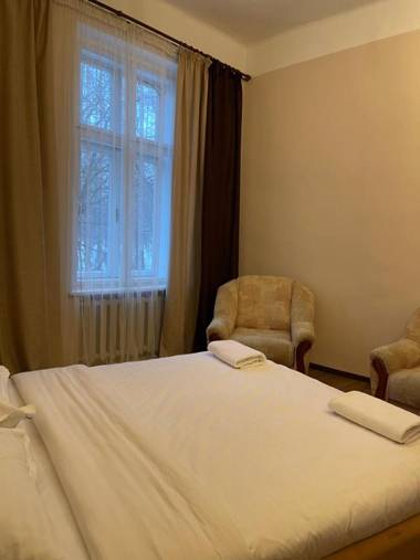 Avangard LChin*M Apartment