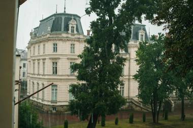 Apartment on Stefanyka 11