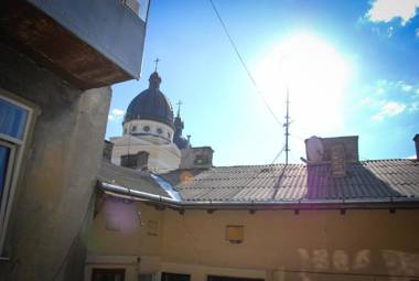 Bright Apartment in the very centre