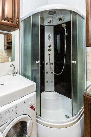 Apartment Krakivska 34/2