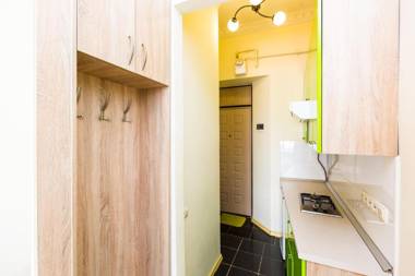 Кониського 7