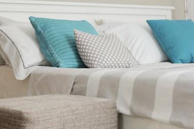 Flat in cottage close to the centre parking WiFi BBQ