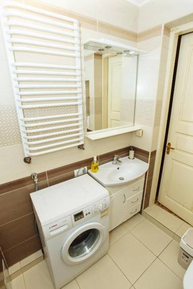 Apartment on Virmenska One Bedroom