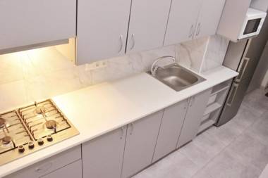 Apartment on Doroshenka 1