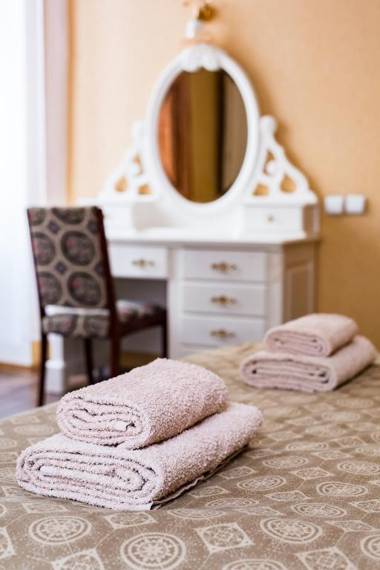 2 Virmens'ka Apartment