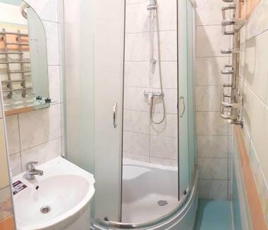 Apartment on Zaliznychna street