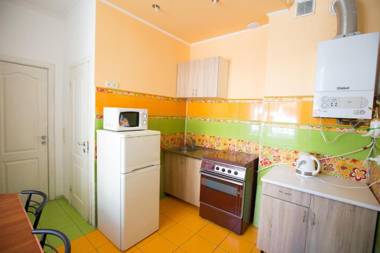 Apartment on Zaliznychna street