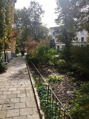 LUX APARTAMENT на Левицького