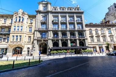 InshiApartment on Grigorenko's square