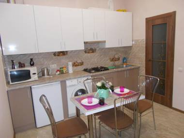 Two-bedroom apartment in 10 min to the Opera Theatre