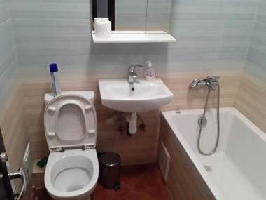 puppet theaters apt high ceiling not attic