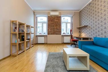 Light and spacious Apartment on Gazova Str