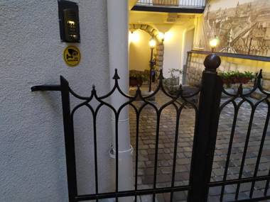 RynOK 25 Deluxe Lviv Center