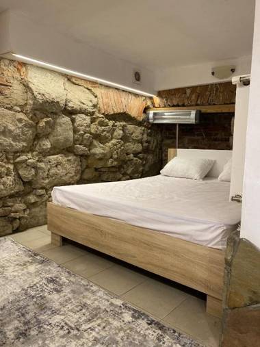 Lounge Capsule Hostel