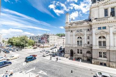 Opera House Apartment 2