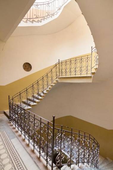 LEOGRAND One-bedroom apartment on Tugan-Baranovskogo 24