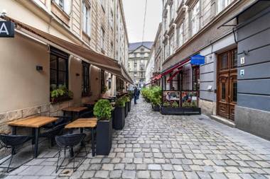 Golden Rose ! Apartments Lviv