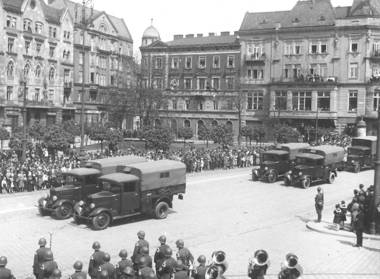 Valova 13/9 small studio