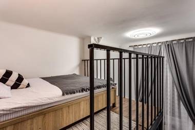 Valova 13 small studio