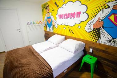 Pop Art Hostel Rynok Sq