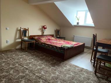 Затишна оселя / Уютные апартаменты / Cosy home