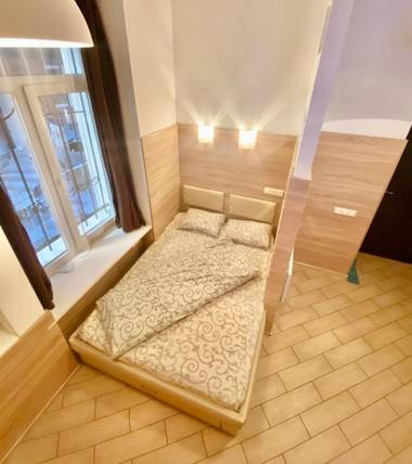 Міні-Апартаменти в центрі для 2-х гостей