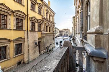 Apartment on Stavropihiiska Street 2