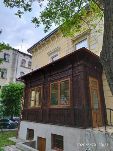 APARTMENTS MILENA з балконом