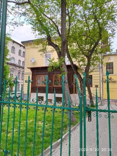 APARTMENTS MILENA з балконом