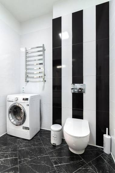 LEOGRAND Apartment on B Khmelnytskogo 27a