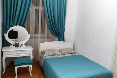 Apartment in the Heart of Rynok Square / Романтичні апартаменти на площі Ринок