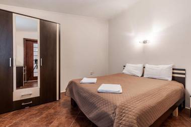 Mangal and terrace in center apartment