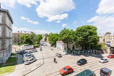 Квартира в центрі Львова біля Форуму вул. Замарстинівська 34