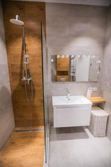 Апартаменти з сучасним ремонтом вул. Проспект Чорновола 16є