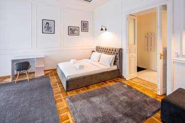 Alfa Apartments Grushevskoho 7