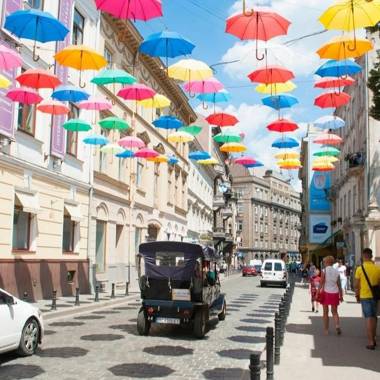 Площа Соборна вул.Івана Франка 4