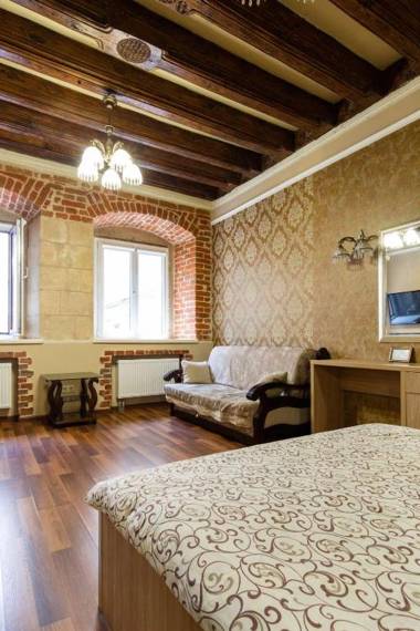 Spirit of old Lviv apartment main square