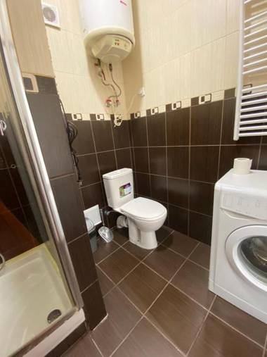 2 Bedroom apartment on Tomashivskogo Street 7