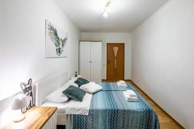 The MAIN square! 2 separated bedrooms balcony