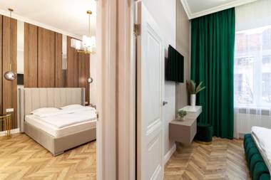 LEOGRAND apartment on Horodotska 45