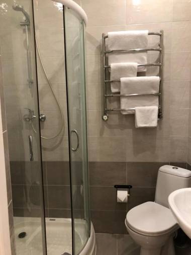 Gusarskiy Hotel and Apartment